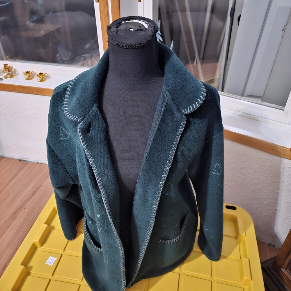 Artisans Size Medium  Jacket Cardigan Green Trees Embroidered Chenille